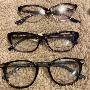 Gant and Jones New York Eyeglasses Set